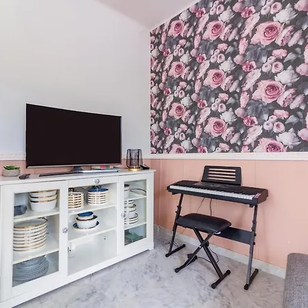 Vila Belle Maison Familiale Avec Piscine Privee *