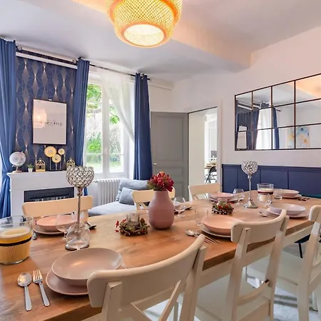 Vila Belle Maison Familiale Avec Piscine Privee *