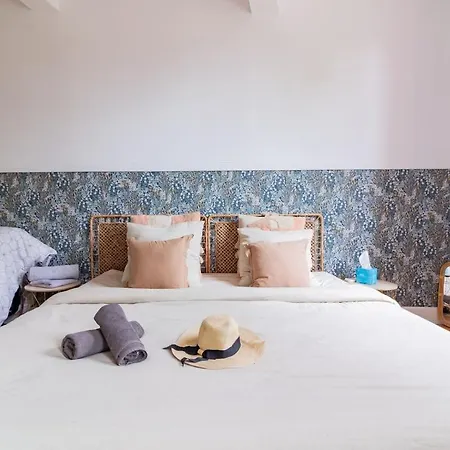 Vila Belle Maison Familiale Avec Piscine Privee